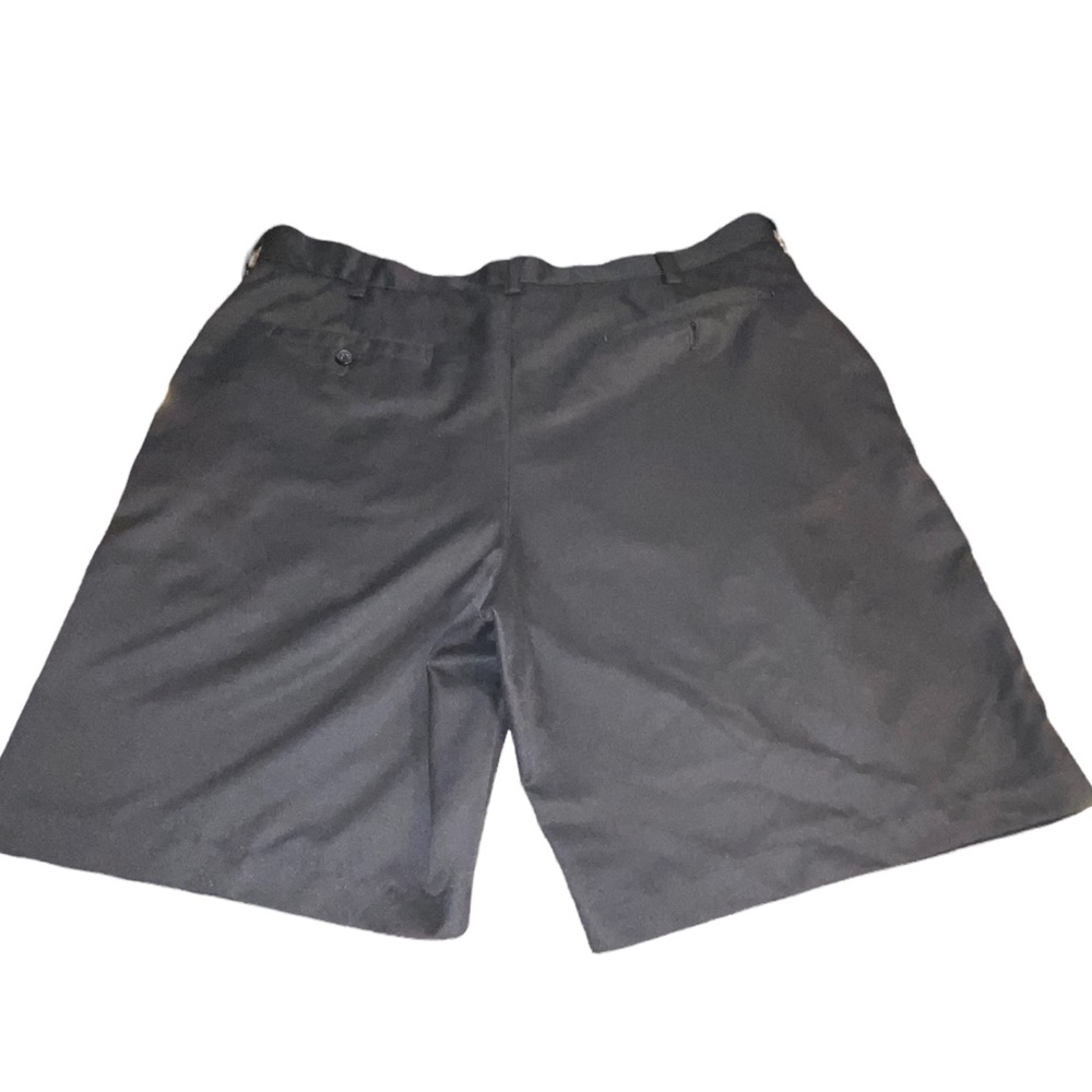 Men’s Izod golf, business Casual black Shorts size 38
